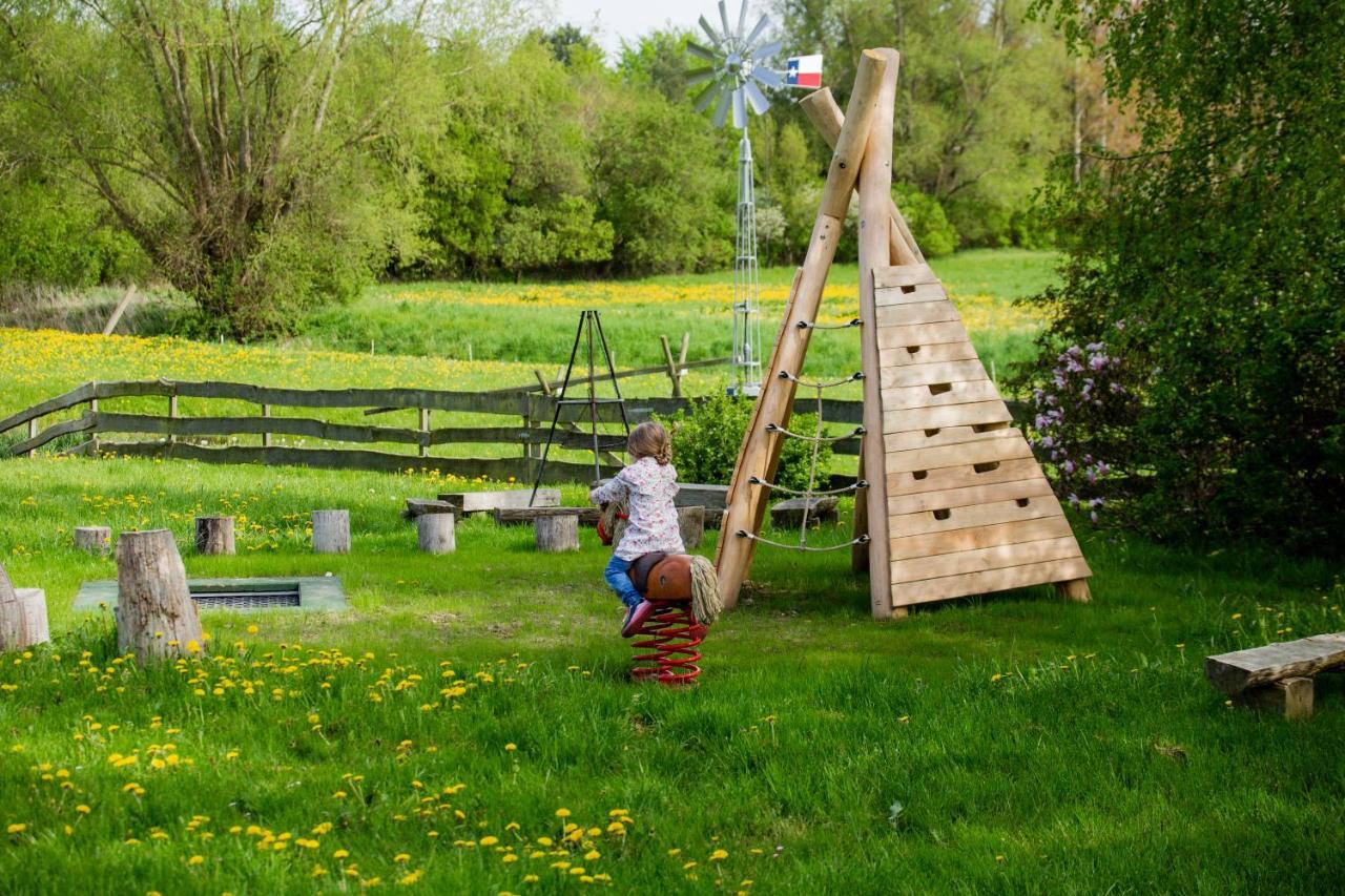 Neuendorf  Horse Lake Ranchヴィラ エクステリア 写真